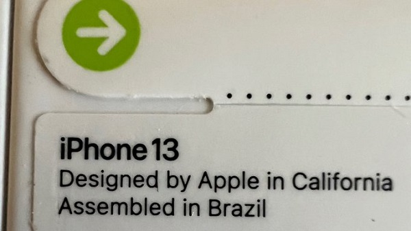 用户在包装中发现，富士康在巴西开始生产苹果iPhone13